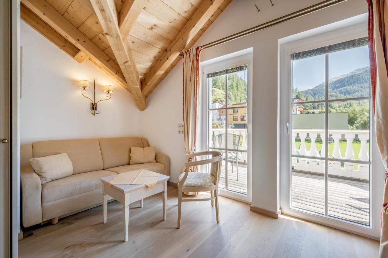Villa Castelbell Сьолден Екстериор снимка